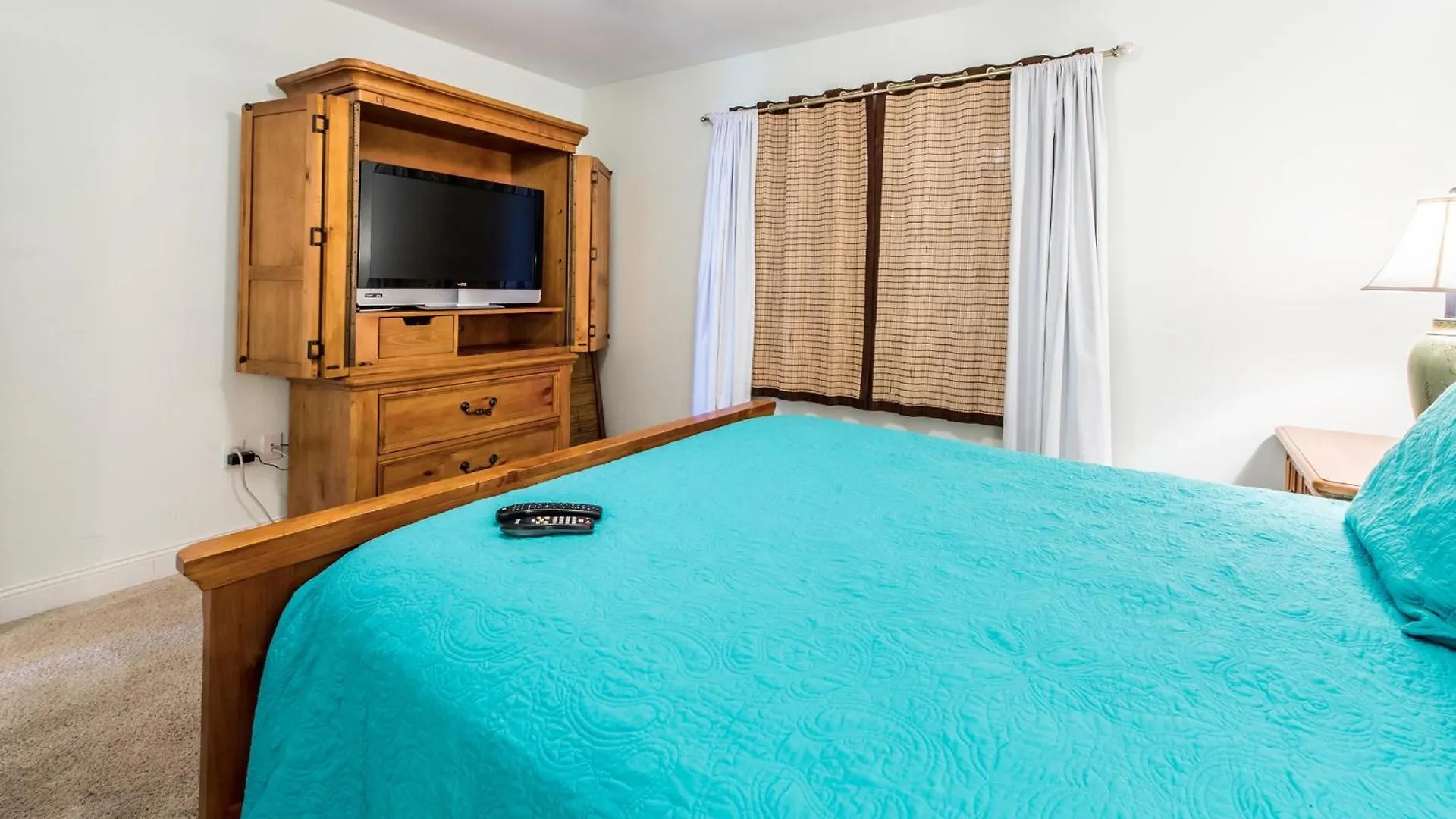 Emerald Beach 2225 Panama City Beach Apartment