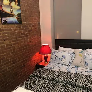 Unique Holiday Homestay New York